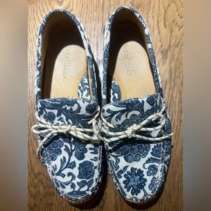 Cole Haan Navy and Cream Patterned Loafers